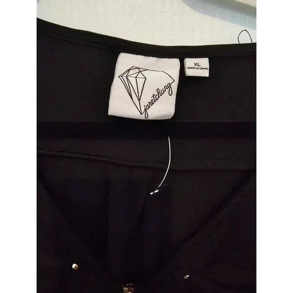 Black Zipper XL Blouse - Picture 7 of 8